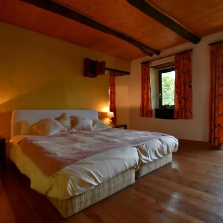 度假居 Picturesque Mansion Near Mombarcaro With Pool Mombarcaro